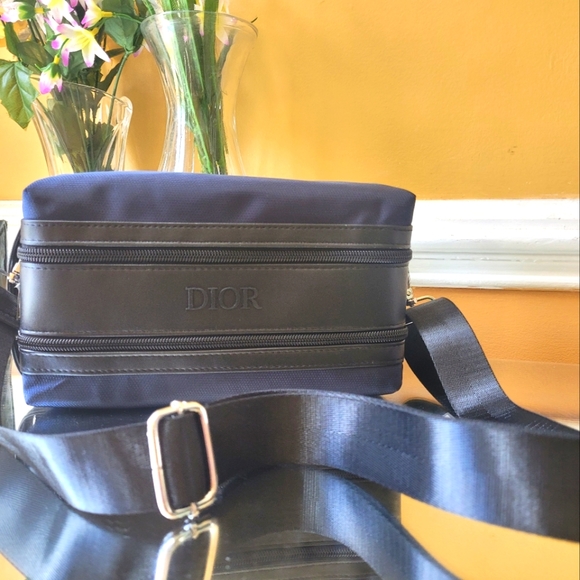 Dior pouch organizer dop Kit converted in too bag - Picture 2 of 13